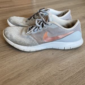 Nike flex contact shoe